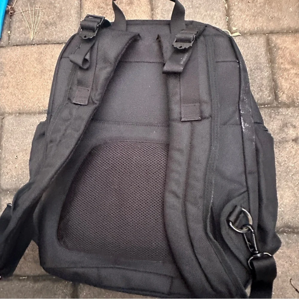 Everki Black and Orange Men's Backpack travel